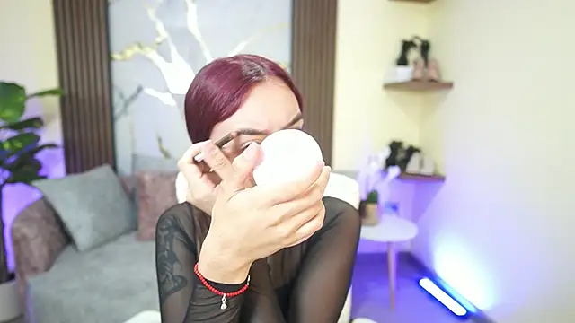 TessaaFox online show from 01/13/26, 11:47