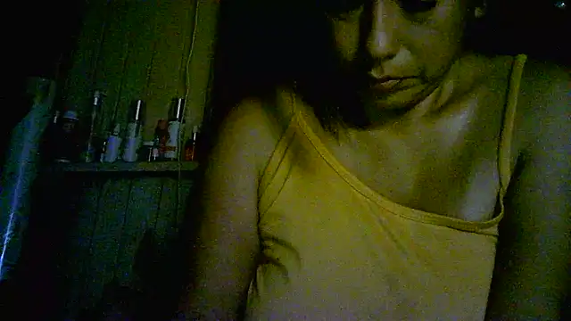 Zulreyna online show from 03/15/26, 04:08