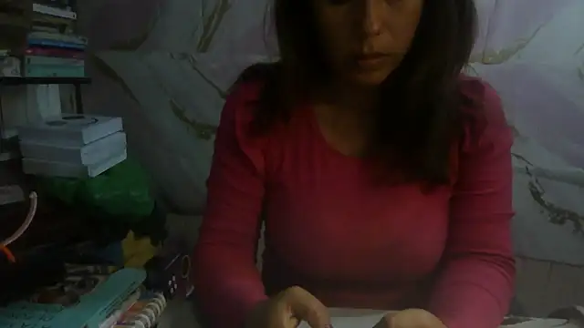 Snapshot of Zulreyna chatting on 07/07/26, 03:59 Zulreyna online show from 07/07/26, 03:59