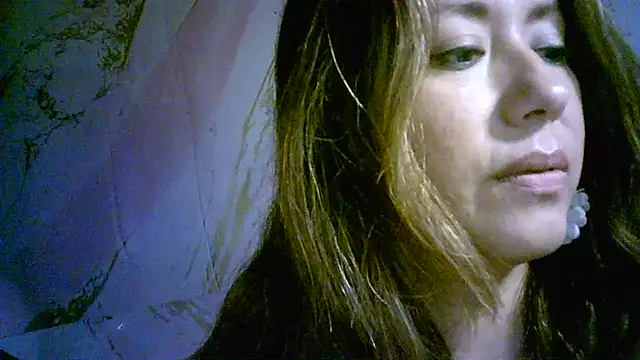 Zulreyna online show from 03/10/26, 05:00