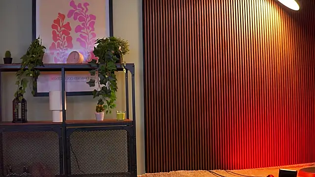 RavennaDArcy online show from 12/19/25, 07:16