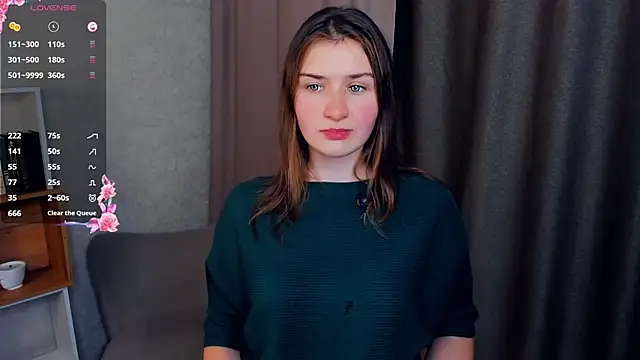 Snapshot of JosieNadile chatting on 11/06/25, 02:21 JosieNadile online show from 11/06/25, 02:21