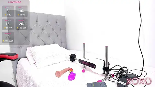 Nyra lux16 online show from 12/14/25, 12:17