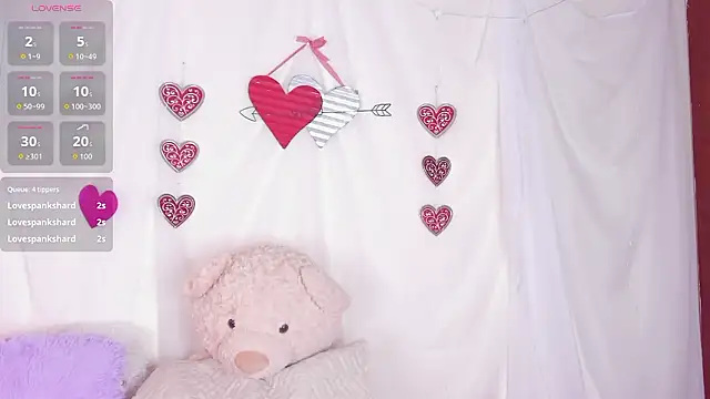 Nyra lux16 online show from 02/24/26, 07:42