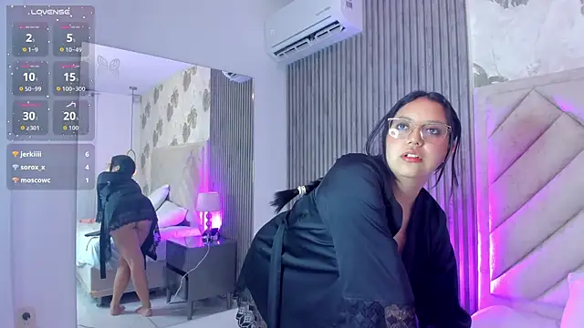 Chloe-Jones1 online show from 11/20/25, 09:47