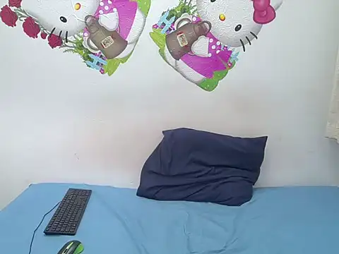 NaughtyChic28 online show from 11/15/25, 12:31