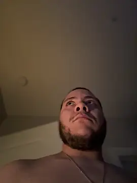 Snapshot of mixedswanger chatting on 11/18/25, 10:29 mixedswanger online show from 11/18/25, 10:29