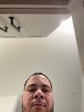 Snapshot of mixedswanger chatting on 02/15/26, 09:19 mixedswanger online show from 02/15/26, 09:19