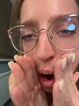 EveLunny online show from 02/03/26, 03:59