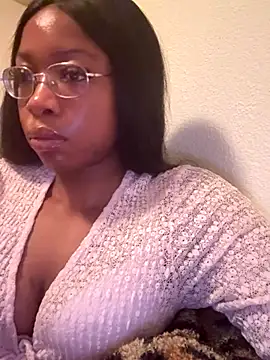 Snapshot of SwissMirelle chatting on 11/06/25, 08:24 SwissMirelle online show from 11/06/25, 08:24