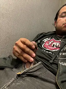 Alex281225 online show from 11/05/25, 07:39