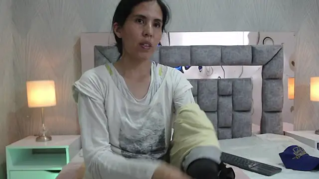 GiselaZivic online show from 03/20/26, 07:26