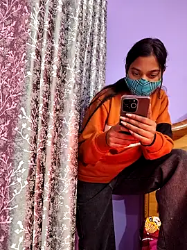 Student12th online show from 12/04/25, 04:17