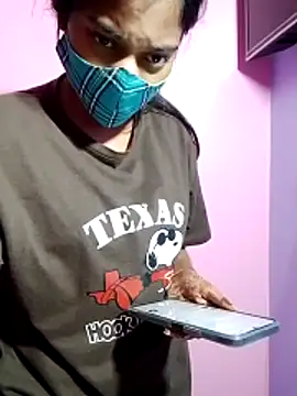 Student12th online show from 11/25/25, 04:07