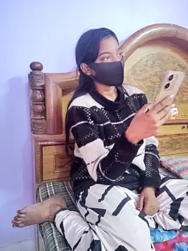 Student12th online show from 12/20/25, 04:48