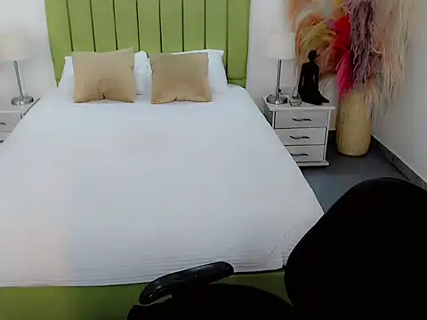 Snapshot of sebastian_cruz_ chatting on 03/12/26, 06:56 sebastian cruz online show from 03/12/26, 06:56