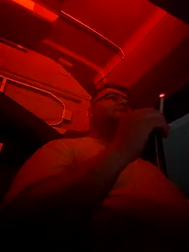 Snapshot of Grase44 chatting on 11/05/25, 10:57 Grase44 online show from 11/05/25, 10:57