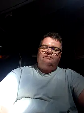 Snapshot of Grase44 chatting on 11/21/25, 10:09 Grase44 online show from 11/21/25, 10:09