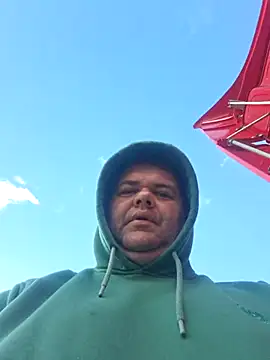 Snapshot of Grase44 chatting on 11/21/25, 10:03 Grase44 online show from 11/21/25, 10:03