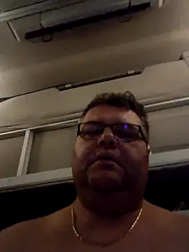 Snapshot of Grase44 chatting on 11/18/25, 06:28 Grase44 online show from 11/18/25, 06:28