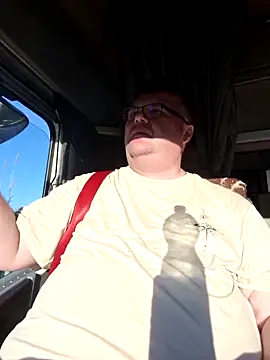 Snapshot of Grase44 chatting on 11/25/25, 07:52 Grase44 online show from 11/25/25, 07:52