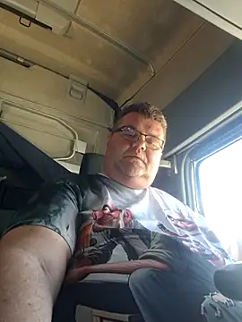 Grase44 online show from 05/06/26, 04:33