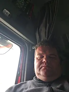 Snapshot of Grase44 chatting on 11/19/25, 02:39 Grase44 online show from 11/19/25, 02:39