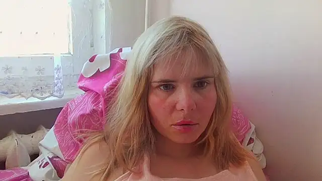HornyElena online show from 04/21/26, 10:33