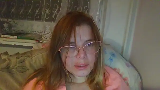 HornyElena online show from 12/05/25, 08:50