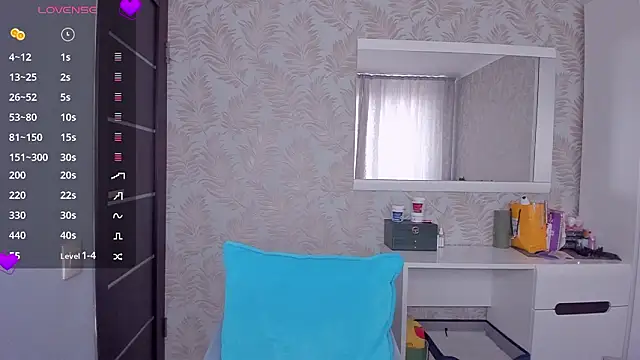 Ariana Weinn online show from 03/25/26, 11:42