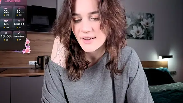 eshleeygreen online show from 11/18/25, 01:14