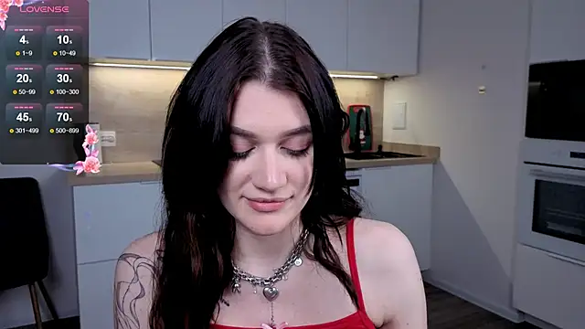 eshleeygreen online show from 12/13/25, 08:04