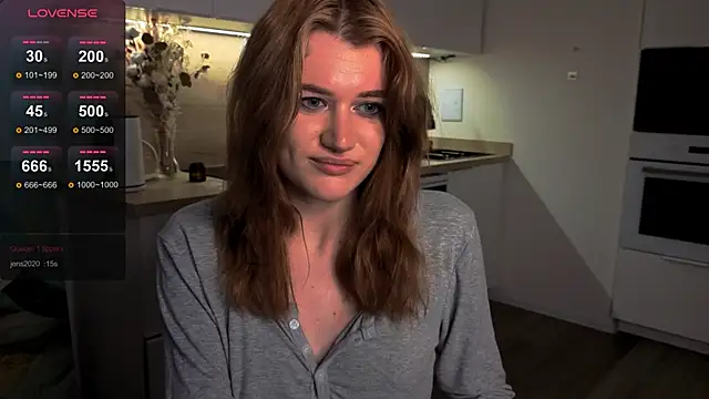 Snapshot of eshleeygreen chatting on 03/01/26, 09:37 eshleeygreen online show from 03/01/26, 09:37