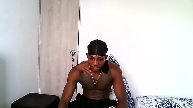 Snapshot of dark_temp_ chatting on 11/10/25, 12:54 dark temp online show from 11/10/25, 12:54