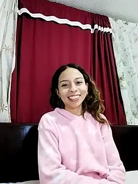 LuluuBerry online show from 11/13/25, 01:42