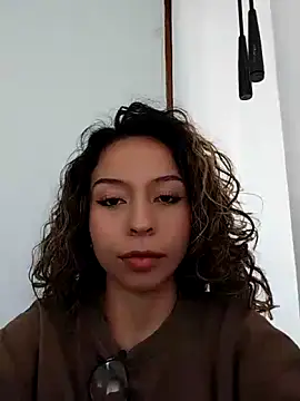 LuluuBerry online show from 12/03/25, 04:28