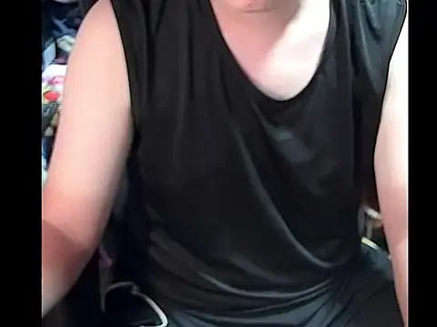 Snapshot of kk05483 chatting on 11/07/25, 06:01 kk05483 online show from 11/07/25, 06:01