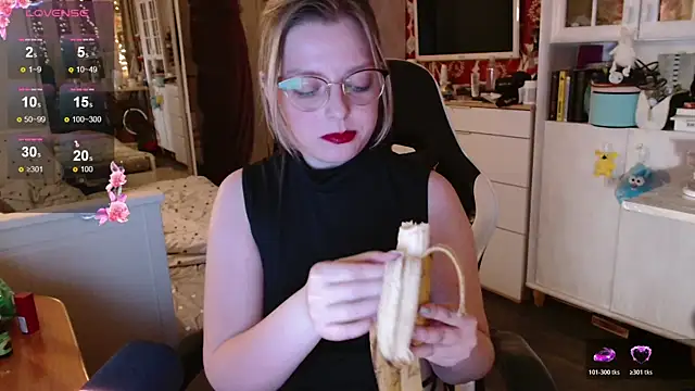 dominyantrix online show from 11/15/25, 10:58