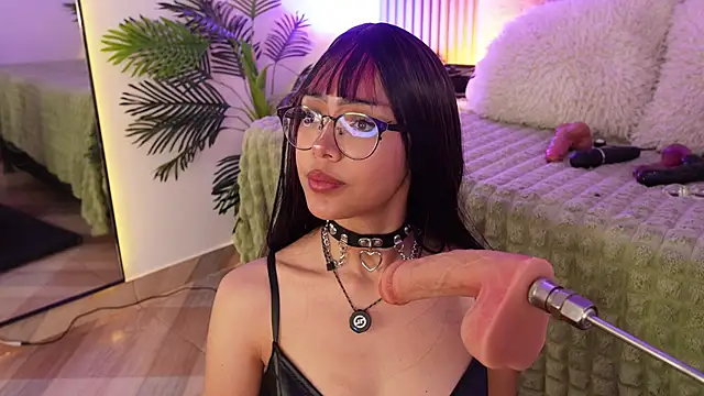  ViolletteNoir  online show from 03/11/26, 09:09