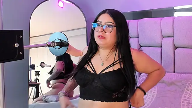 Amy whittee online show from 12/04/25, 07:35