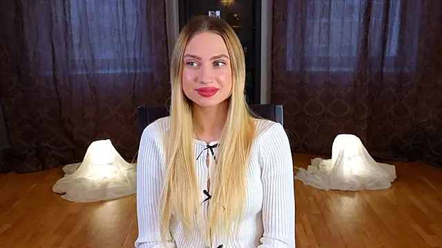 Snapshot of FreidaLerew chatting on 11/11/25, 04:40 FreidaLerew online show from 11/11/25, 04:40