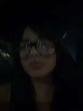 zevellez online show from 11/08/25, 02:15