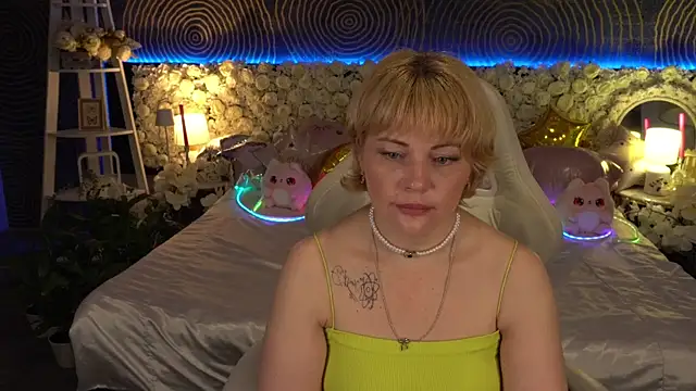 AmaraNights online show from 05/14/26, 07:33