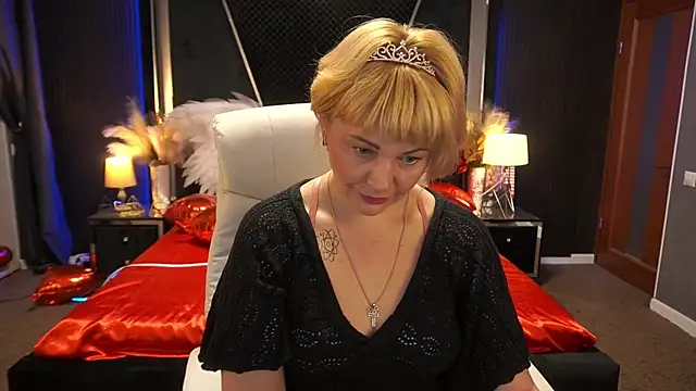 AmaraNights online show from 06/14/26, 06:53