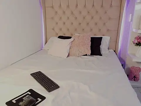 Snapshot of cheerry_moon chatting on 11/07/25, 08:57 cheerry moon online show from 11/07/25, 08:57