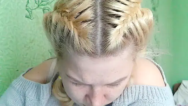 Snapshot of Steshaa chatting on 11/12/25, 10:41 Steshaa online show from 11/12/25, 10:41