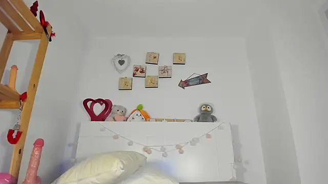 Blueee diamond online show from 04/09/26, 08:59