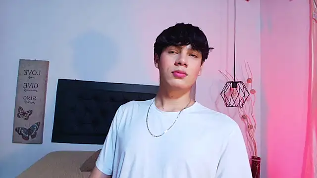 Isaac Kurtt online show from 11/21/25, 07:57