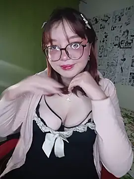 Snapshot of Michi_sauria1 chatting on 05/23/26, 08:46 Michi sauria1 online show from 05/23/26, 08:46