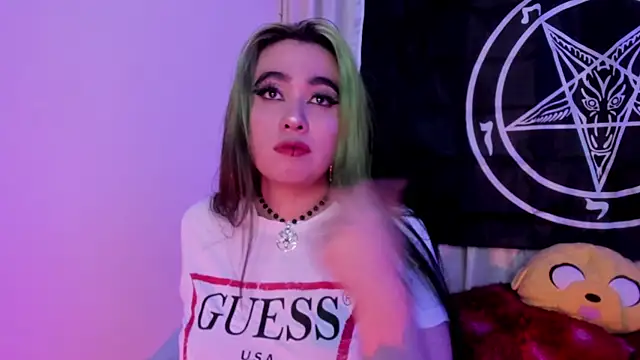 Lilith Zenith  online show from 01/12/26, 05:25